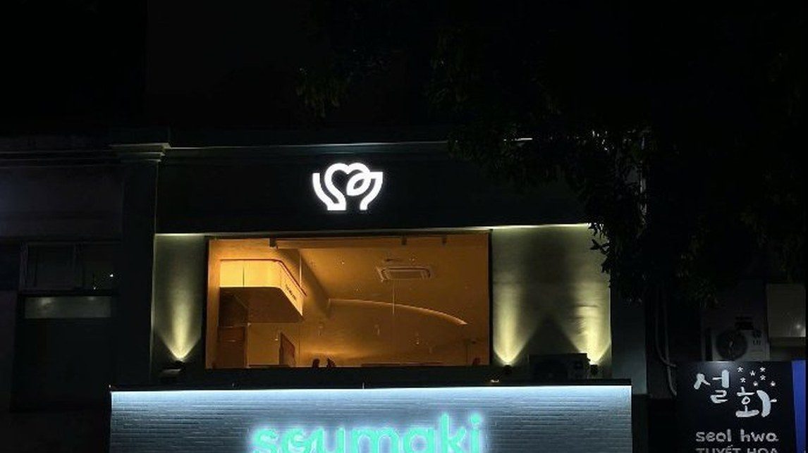 Soumaki District 7 — AVC storefront and completed kitchen, Sky Garden 1, 88 Pham Van Nghi, Phu My Hung, Tan Hung, Ho Chi Minh City