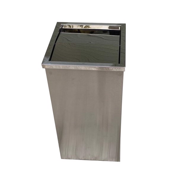thung-rac-inox-vuong-nap-lat_818d3227d7a5438f8e0e2428e91d93f4_master